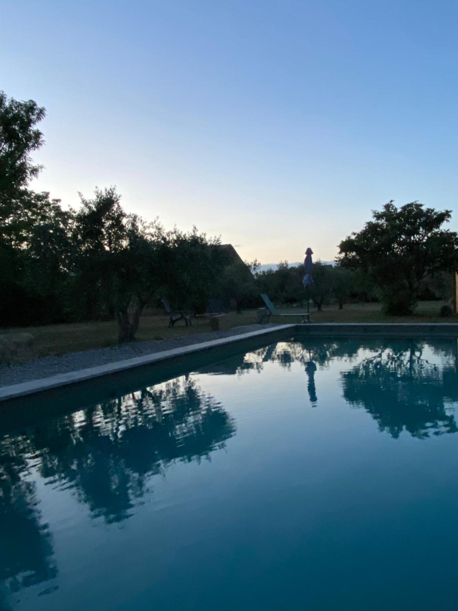 Bed and Breakfast Le Nomade En Provence Bouchet  Экстерьер фото